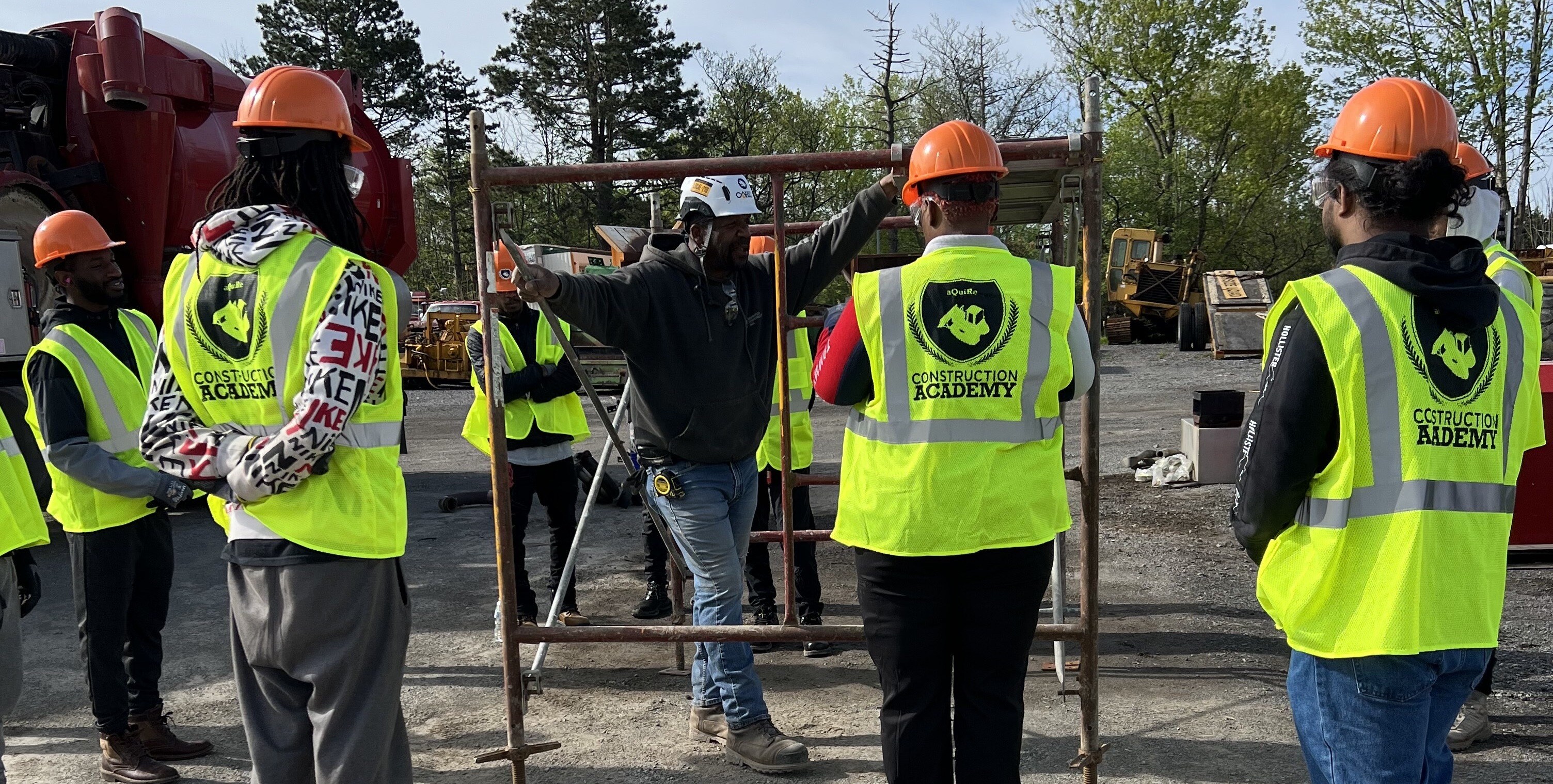 master trainer James Jones scaffolding training